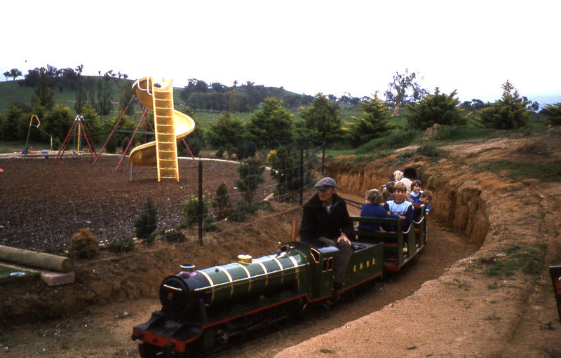 Cockington Green Steam Train