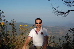 02 Steve on top of Phu Ruea