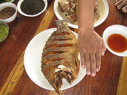 Fried fish with chilli/lime fish sauce